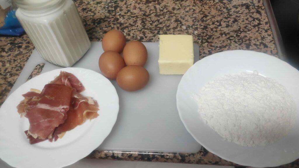 Croquetas de jamón con huevo frito ingredientes